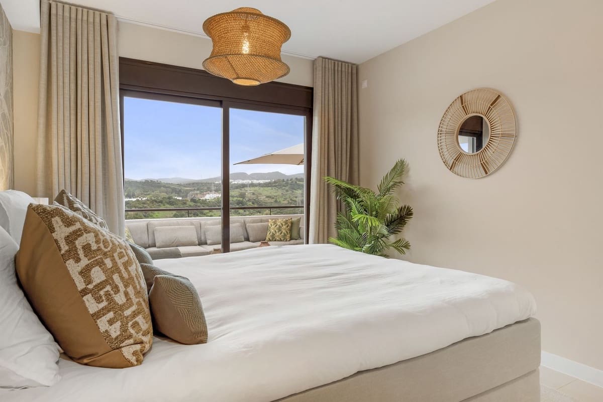 2 soverom Leilighet til salgs i Estepona med garasje - € 330 000 (Ref: 9557447)