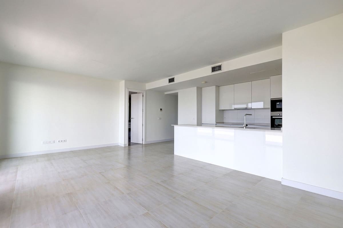 3 quarto Penthouse para venda em Estepona - 700 000 € (Ref: 9557448)