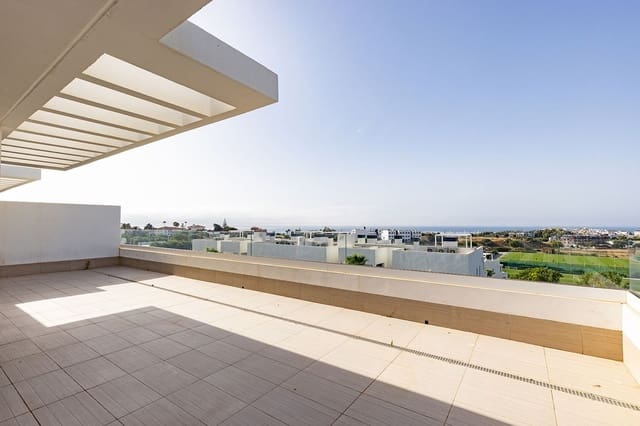 3 quarto Penthouse para venda em Parque Central, Estepona - 700 000 € (Ref: 9557448)
