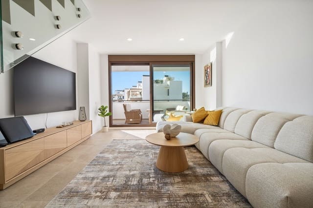Ático de 3 habitaciones en Parque Central, Estepona en venta - 899.000 € (Ref: 9557449)