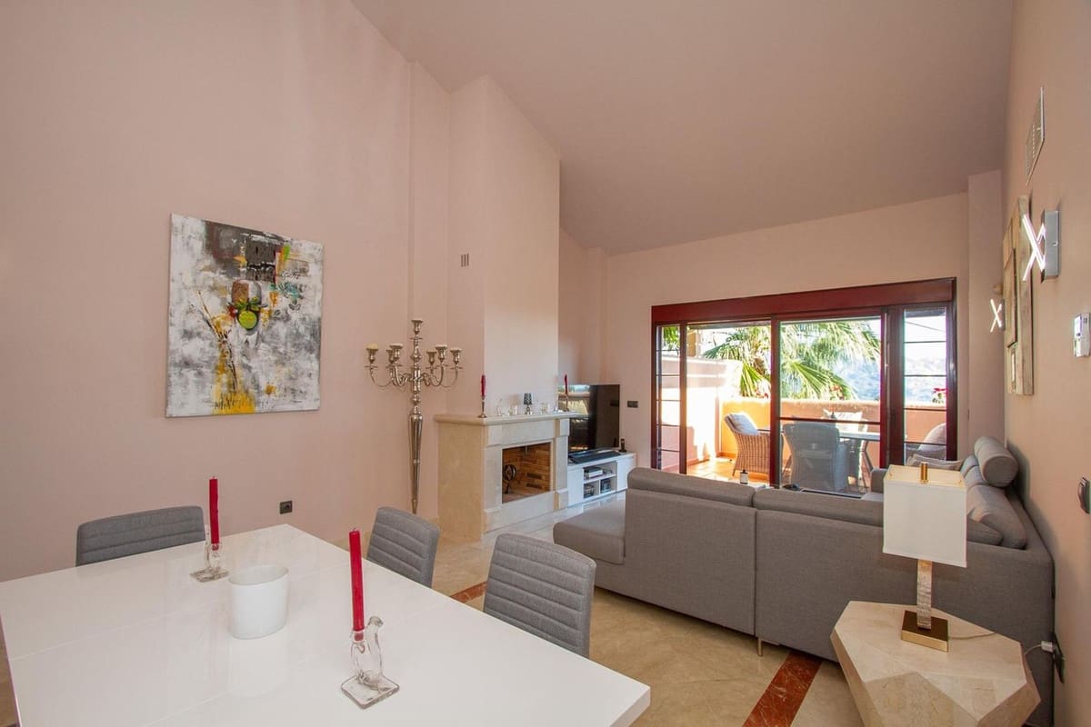 3 soverom Penthouse til salgs i La Mairena med garasje - € 595 000 (Ref: 9557454)