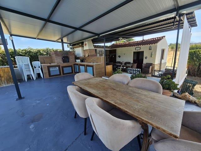 Finca/Casa Rural de 1 habitación en Coín en venta - 299.000 € (Ref: 9564142)