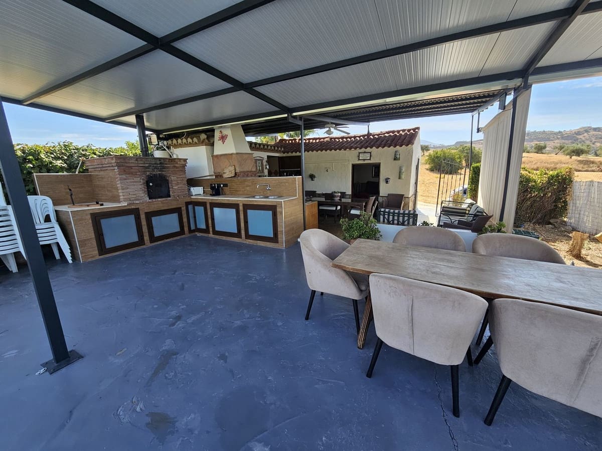 Finca/Casa Rural de 1 habitación en Coín en venta - 299.000 € (Ref: 9564142)