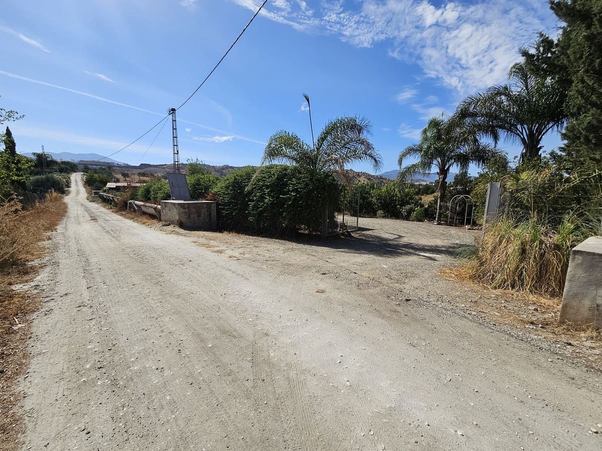 Finca/Casa Rural de 1 habitación en Coín en venta - 299.000 € (Ref: 9564142)