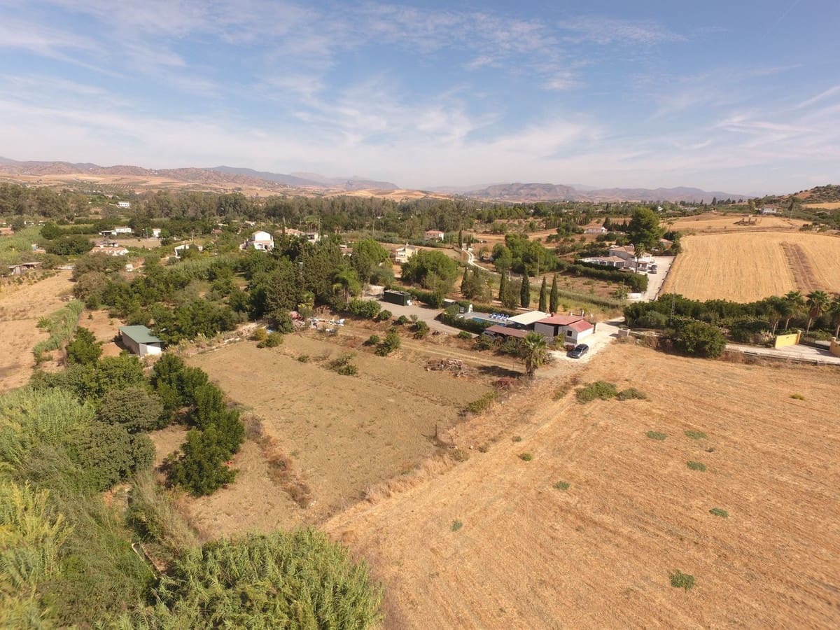 Finca/Casa Rural de 1 habitación en Coín en venta - 299.000 € (Ref: 9564142)