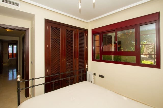 Apartamento de 2 habitaciones en La Mairena, Ojen en venta con garaje - 319.000 € (Ref: 9567836)