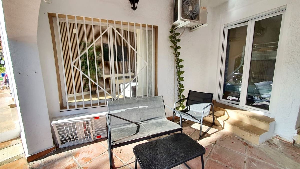 2 slaapkamer Appartement te koop in Mijas - € 245.000 (Ref: 9567839)