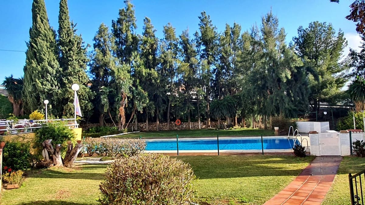 2 slaapkamer Appartement te koop in Mijas - € 245.000 (Ref: 9567839)