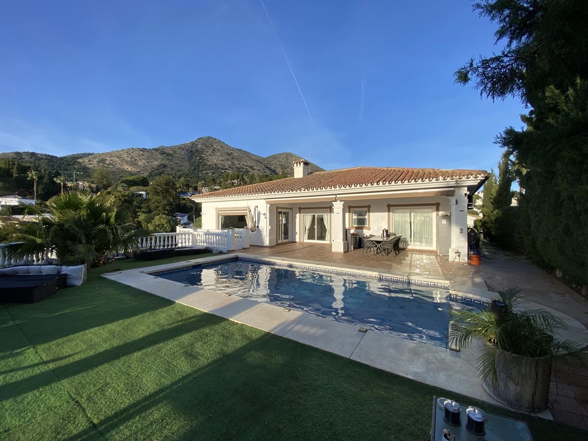 4 soveværelse Villa til salg i La Capellania - € 950.000 (Ref: 9570305)