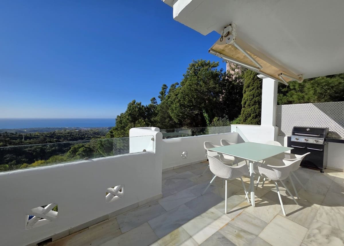 3 bedroom Apartment for sale in La Mairena - € 419,000 (Ref: 9570307)