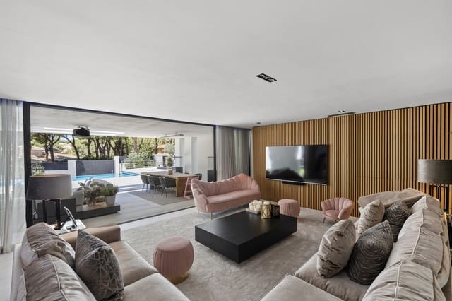 6 soverom Villa til salgs i Las Chapas, Marbella - € 5 998 000 (Ref: 9570308)