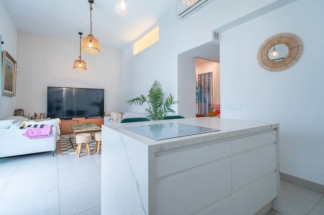 2 soverom Villa til salgs i Echeverria del Palo, Málaga by - € 795 000 (Ref: 9573663)