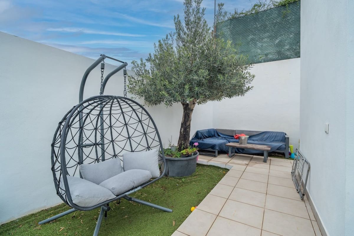 2 soverom Villa til salgs i Malaga by - € 795 000 (Ref: 9573663)