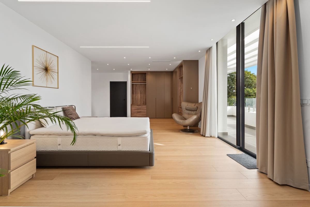 Chalet de 5 habitaciones en Estepona en venta con garaje - 4.150.000 € (Ref: 9575427)