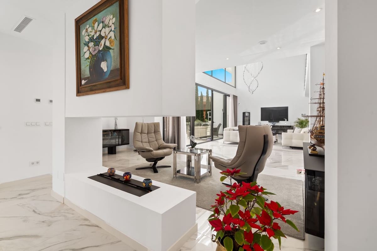 Chalet de 5 habitaciones en Estepona en venta con garaje - 4.150.000 € (Ref: 9575427)