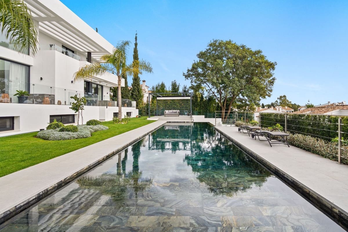 Chalet de 5 habitaciones en Estepona en venta con garaje - 4.150.000 € (Ref: 9575427)