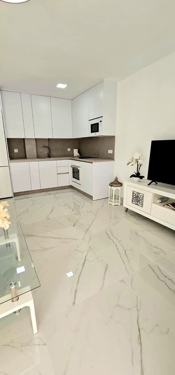 1 soverom Leilighet til salgs i Fuengirola - € 389 000 (Ref: 9575430)