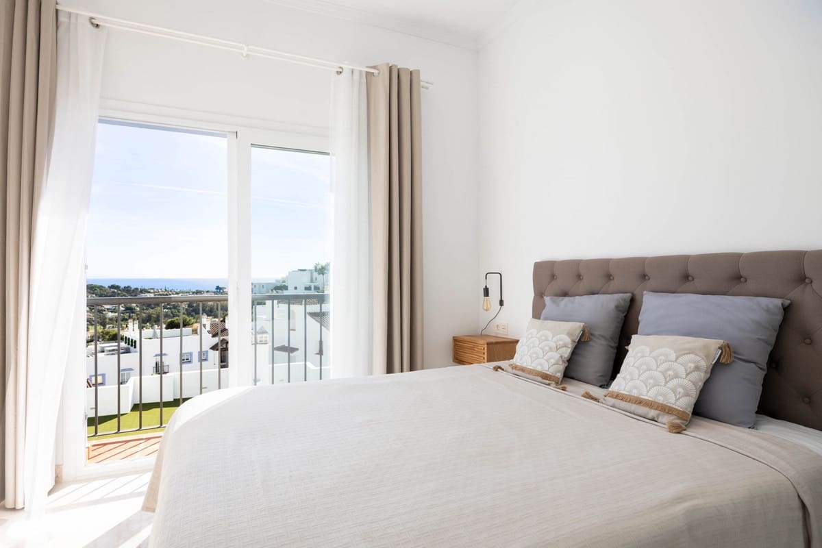 3 soverom Penthouse til salgs i El Paraiso - € 699 000 (Ref: 9575431)