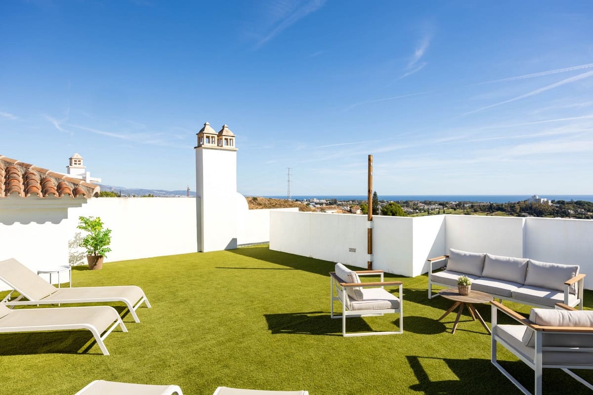 3 soverom Penthouse til salgs i El Paraiso - € 699 000 (Ref: 9575431)