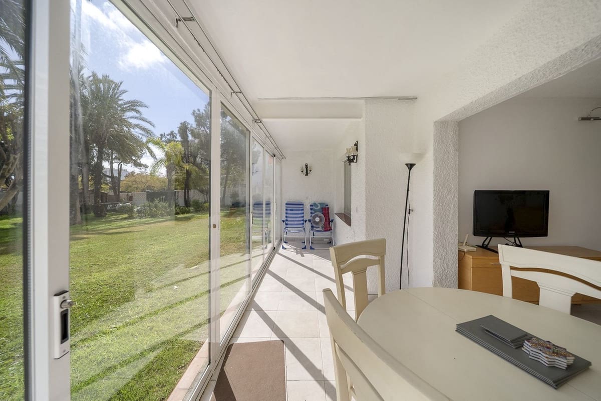 1 sovrum Lägenhet till salu i Benalmadena med garage - 255 000 € (Ref: 9585225)