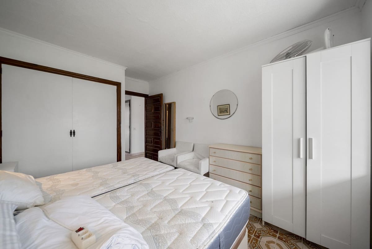 1 sovrum Lägenhet till salu i Benalmadena med garage - 255 000 € (Ref: 9585225)