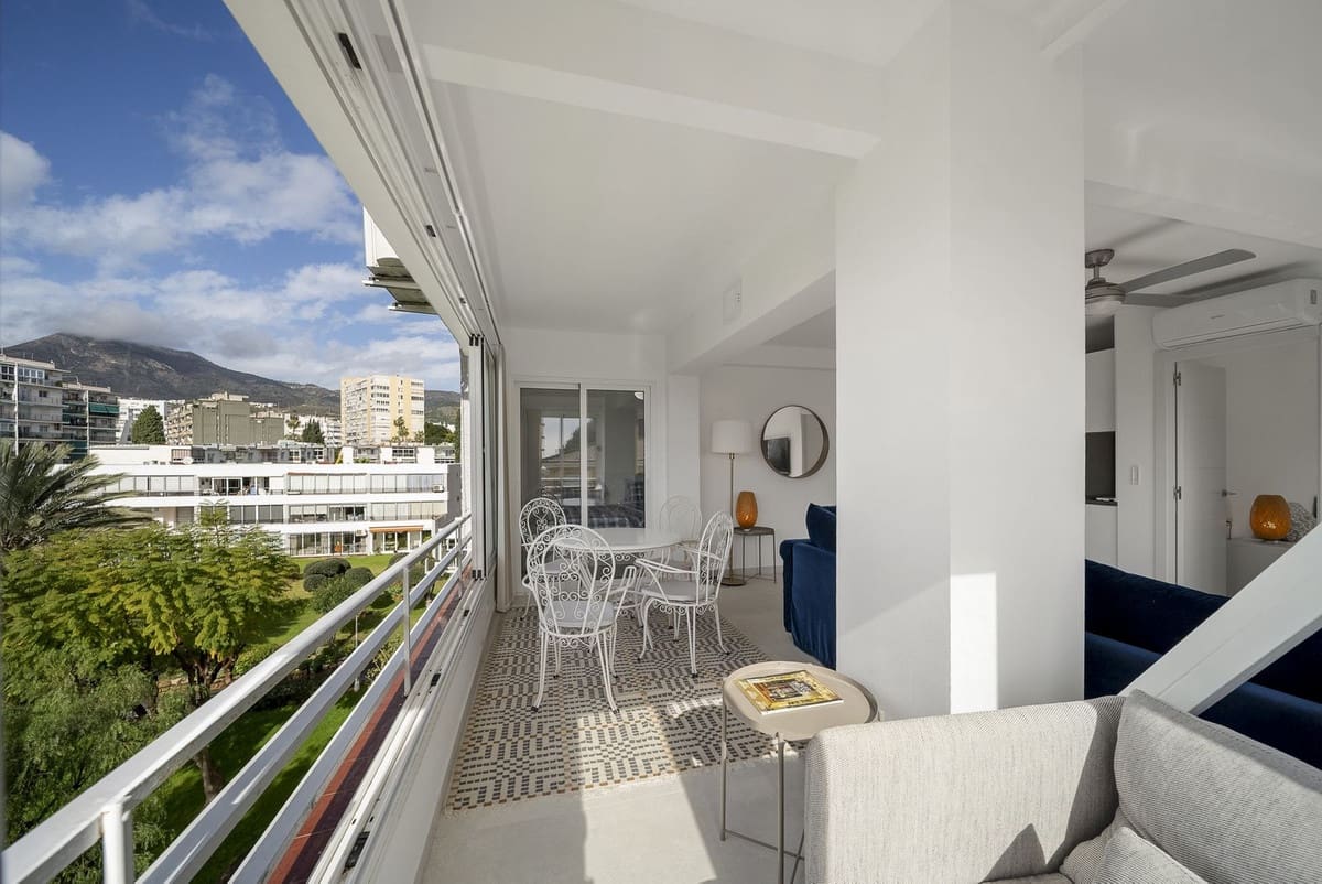 2 sovrum Lägenhet till salu i Benalmadena med garage - 315 000 € (Ref: 9585226)