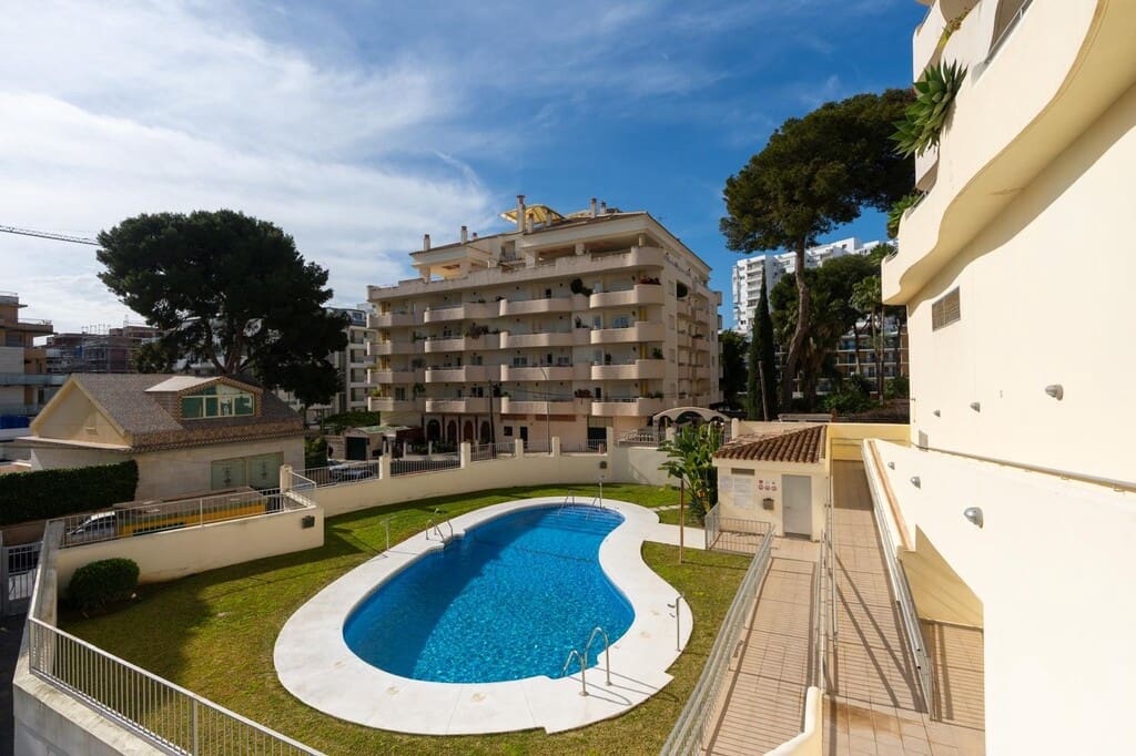 2 slaapkamer Appartement te koop in Benalmadena met garage - € 420.000 (Ref: 9593315)