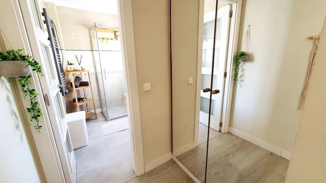 1 bedroom Apartment for sale in Castillo Sohail, Fuengirola - € 289,000 (Ref: 9593319)