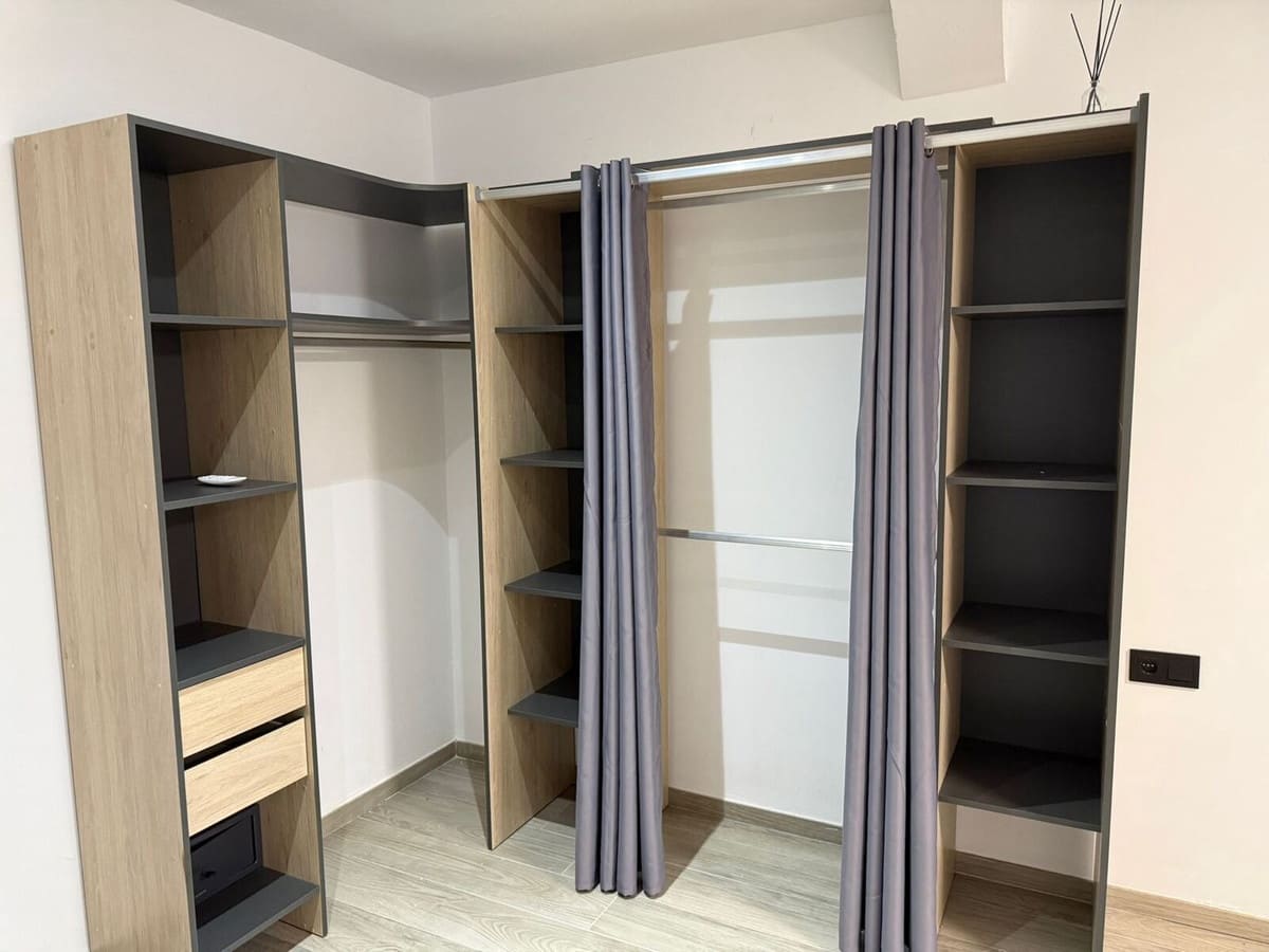 2 soveværelse Lejlighed til salg i Estepona - € 259.000 (Ref: 9598465)