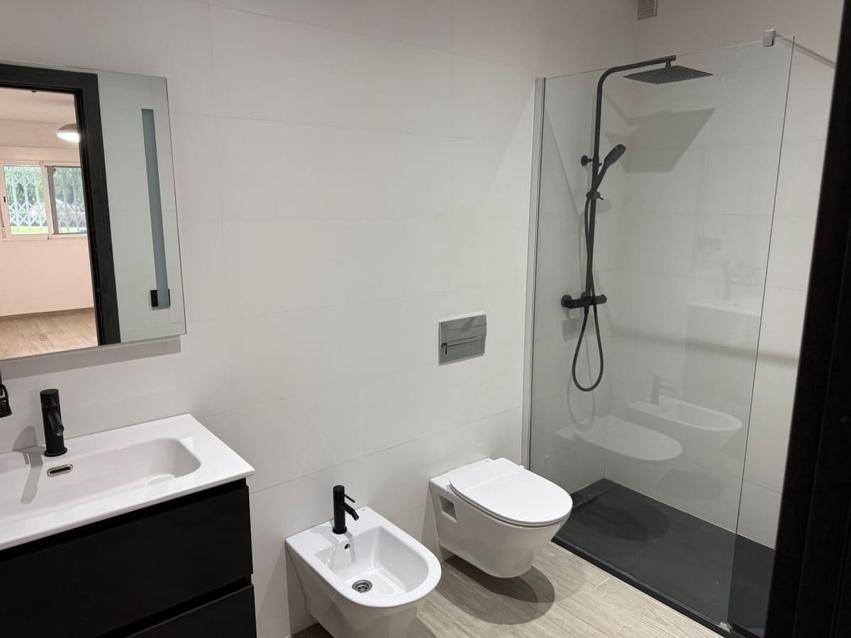 2 soveværelse Lejlighed til salg i Estepona - € 259.000 (Ref: 9598465)