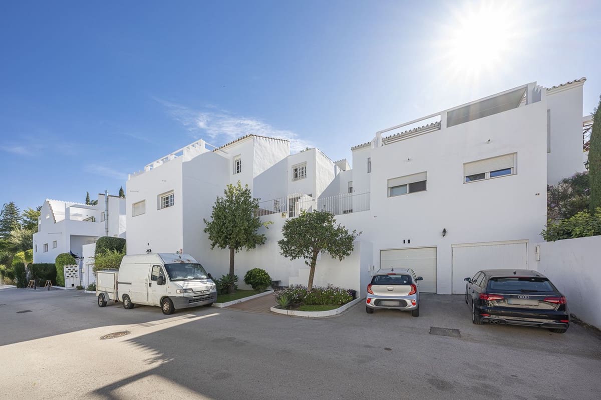 2 quarto Apartamento para venda em Estepona - 259 000 € (Ref: 9598465)