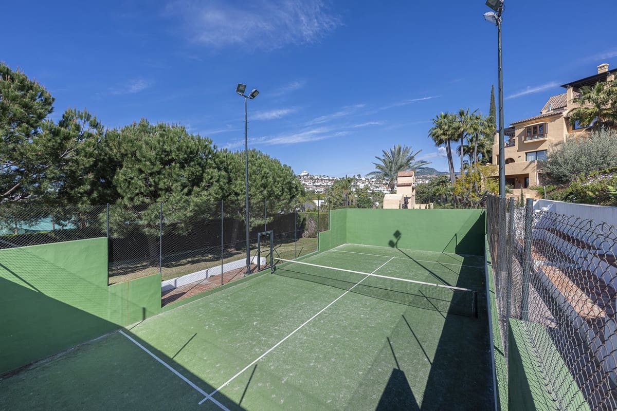 2 quarto Apartamento para venda em Estepona - 259 000 € (Ref: 9598465)