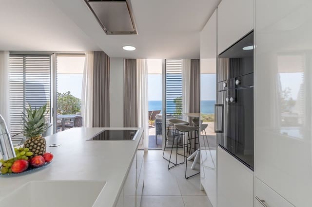 2 makuuhuone Huoneisto myytävänä paikassa Parque Central, Estepona mukana 
autotalli - 995 000 € (Ref: 9598466)