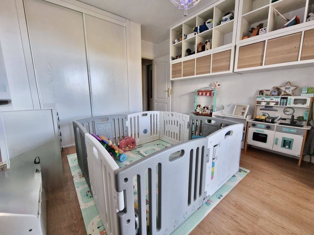 3 sovrum Lägenhet till salu i Riviera del Sol med garage - 395 000 € (Ref: 9600045)