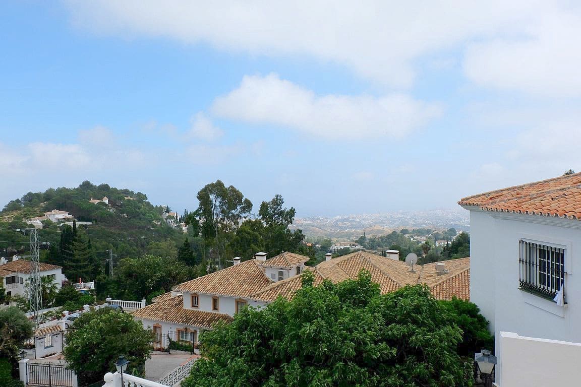 5 bedroom Villa for sale in Mijas - € 1,200,000 (Ref: 9600047)