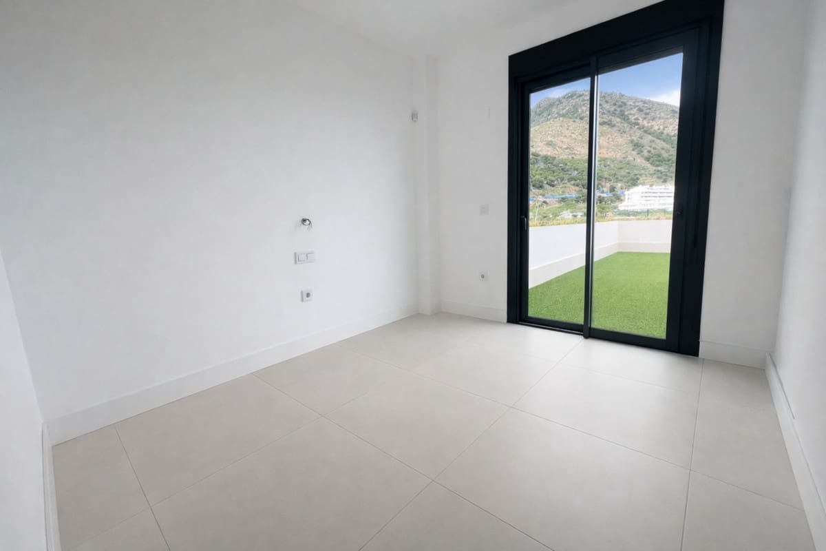 3 sypialnia Apartament na sprzedaż w Fuengirola - 595 000 € (Ref: 9600052)
