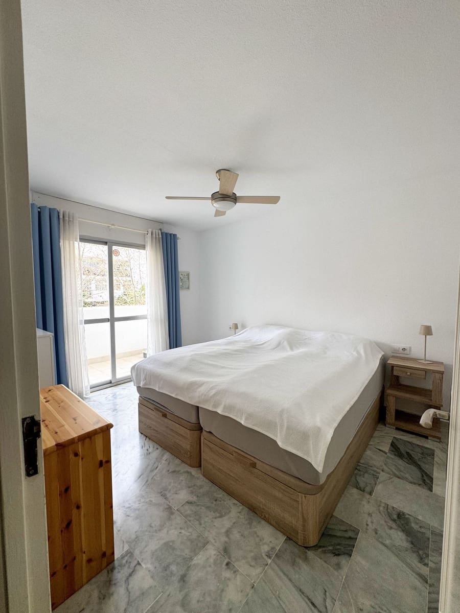 2 soveværelse Lejlighed til salg i Fuengirola med garage - € 349.000 (Ref: 9606710)