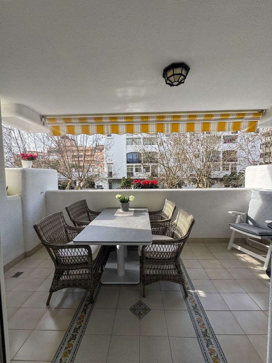 2 soveværelse Lejlighed til salg i Fuengirola med garage - € 349.000 (Ref: 9606710)