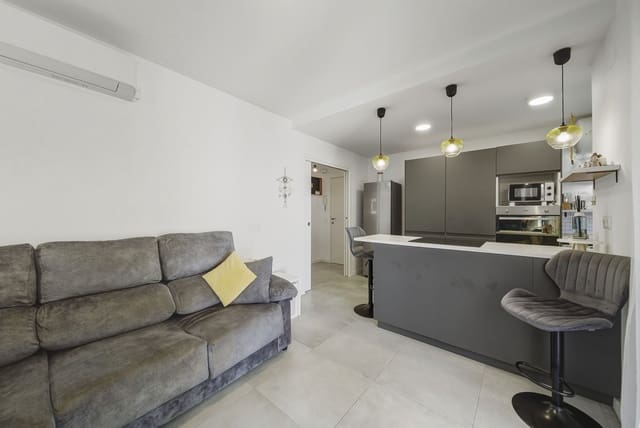 2 slaapkamer Appartement te koop in Solymar, Benalmádena met garage - € 295.000 (Ref: 9606711)