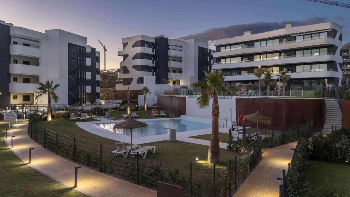 2 sovrum Lägenhet till salu i Fuengirola med garage - 479 000 € (Ref: 9606714)