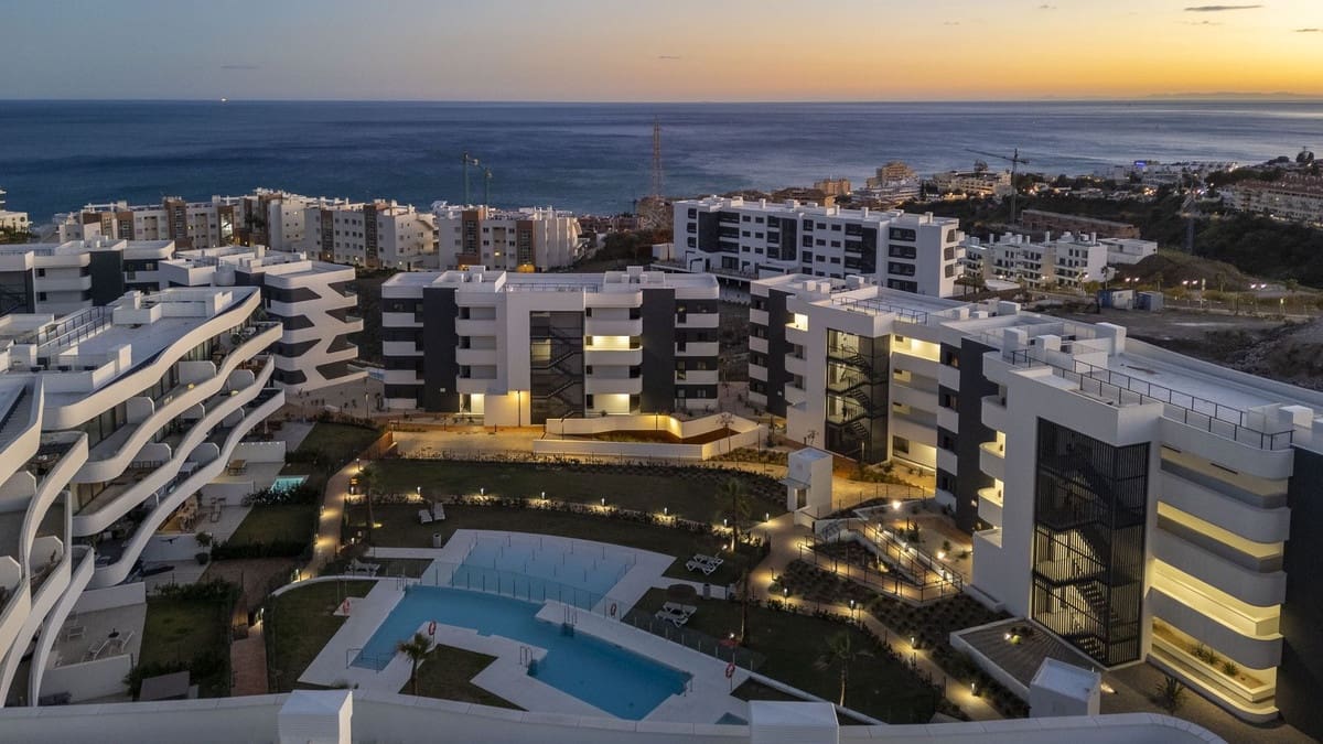 2 sovrum Lägenhet till salu i Fuengirola med garage - 479 000 € (Ref: 9606714)