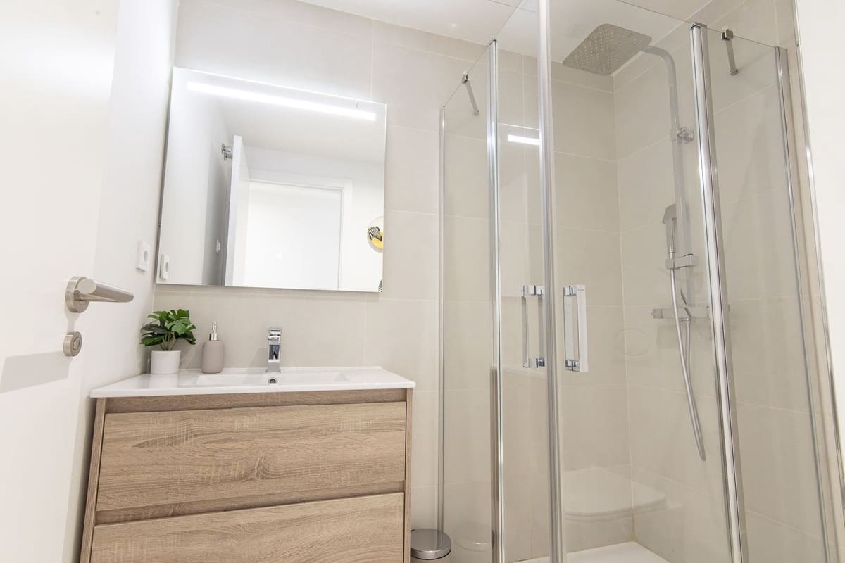 4 soveværelse Lejlighed til salg i Fuengirola med garage - € 780.000 (Ref: 9606715)