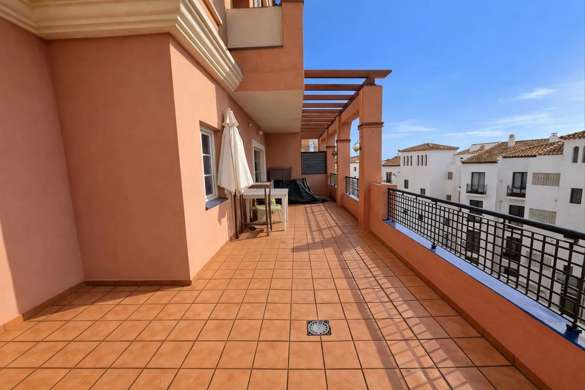 3 chambre Appartement à vendre à La Duquesa / Puerto de la Duquesa - 345 000 € (Ref: 9606720)