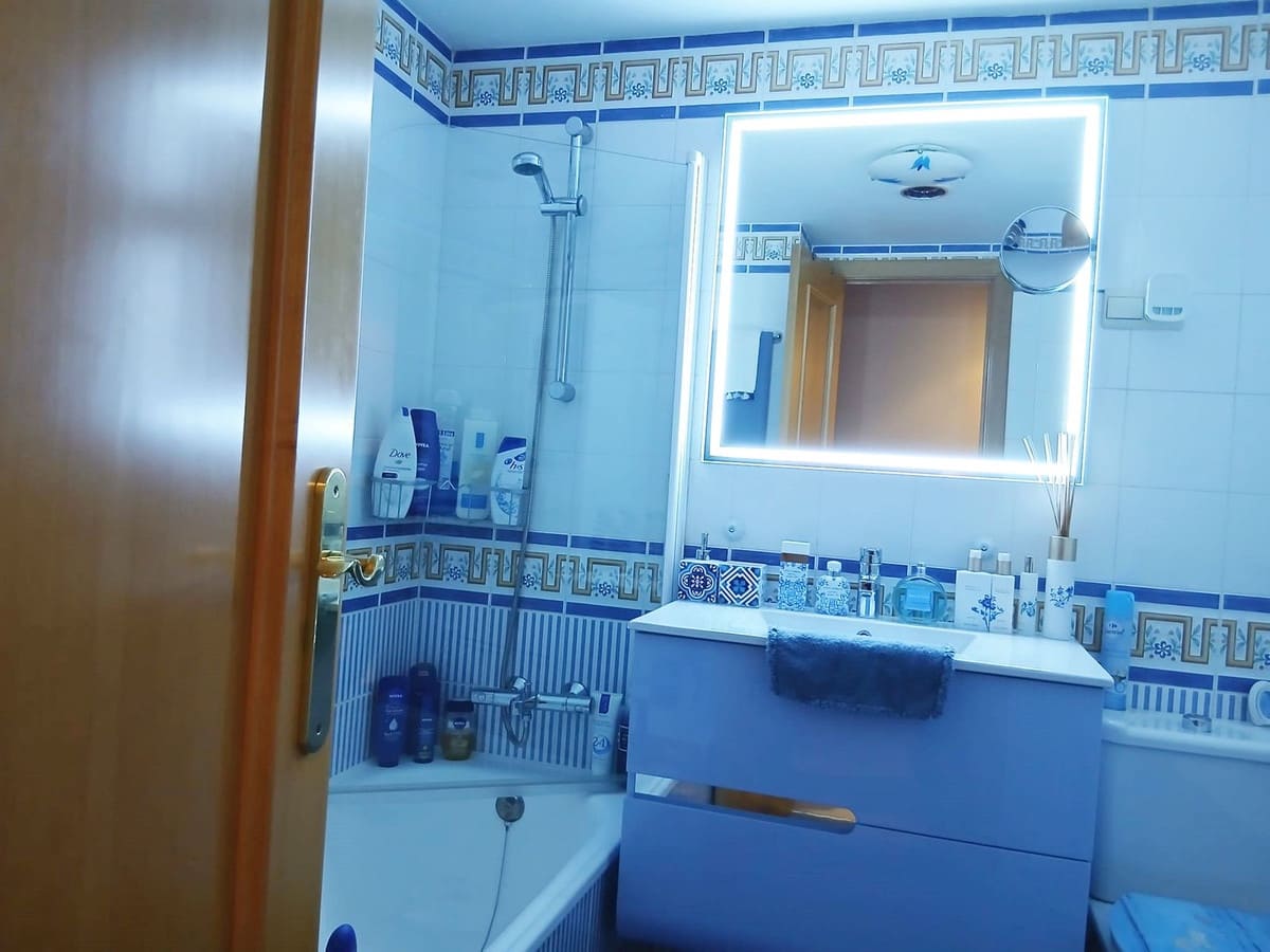3 sypialnia Penthouse na sprzedaż w Torrequebrada z garażem - 499 000 € (Ref: 9610636)