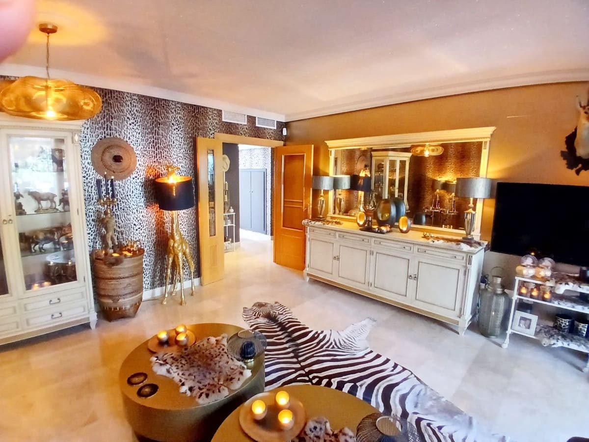 3 sypialnia Penthouse na sprzedaż w Torrequebrada z garażem - 499 000 € (Ref: 9610636)