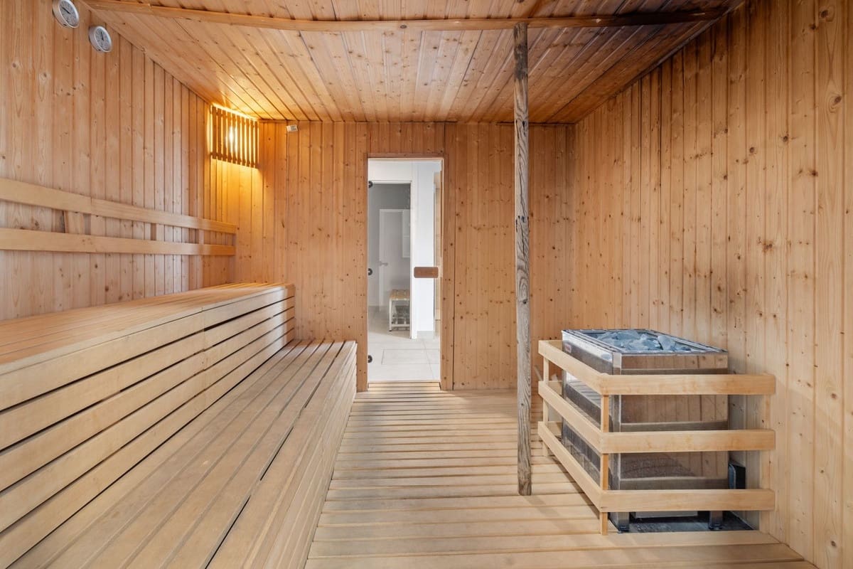 3 soveværelse Lejlighed til salg i Cabopino med garage - € 1.150.000 (Ref: 9614537)