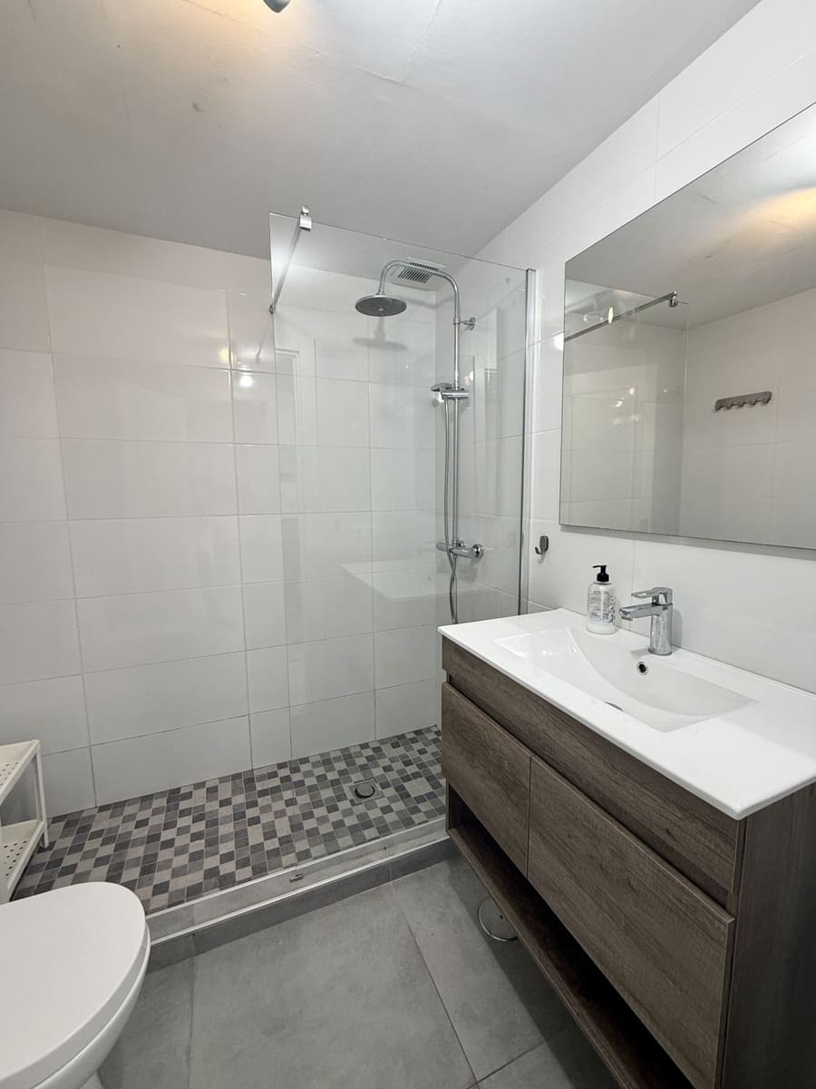 2 bedroom Apartment for sale in Riviera del Sol with garage - € 320,000 (Ref: 9618802)