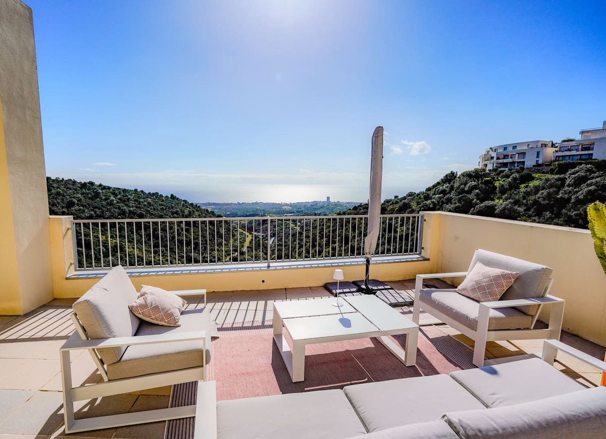 2 chambre Penthouse à vendre à Marbella avec garage - 549 000 € (Ref: 9618805)