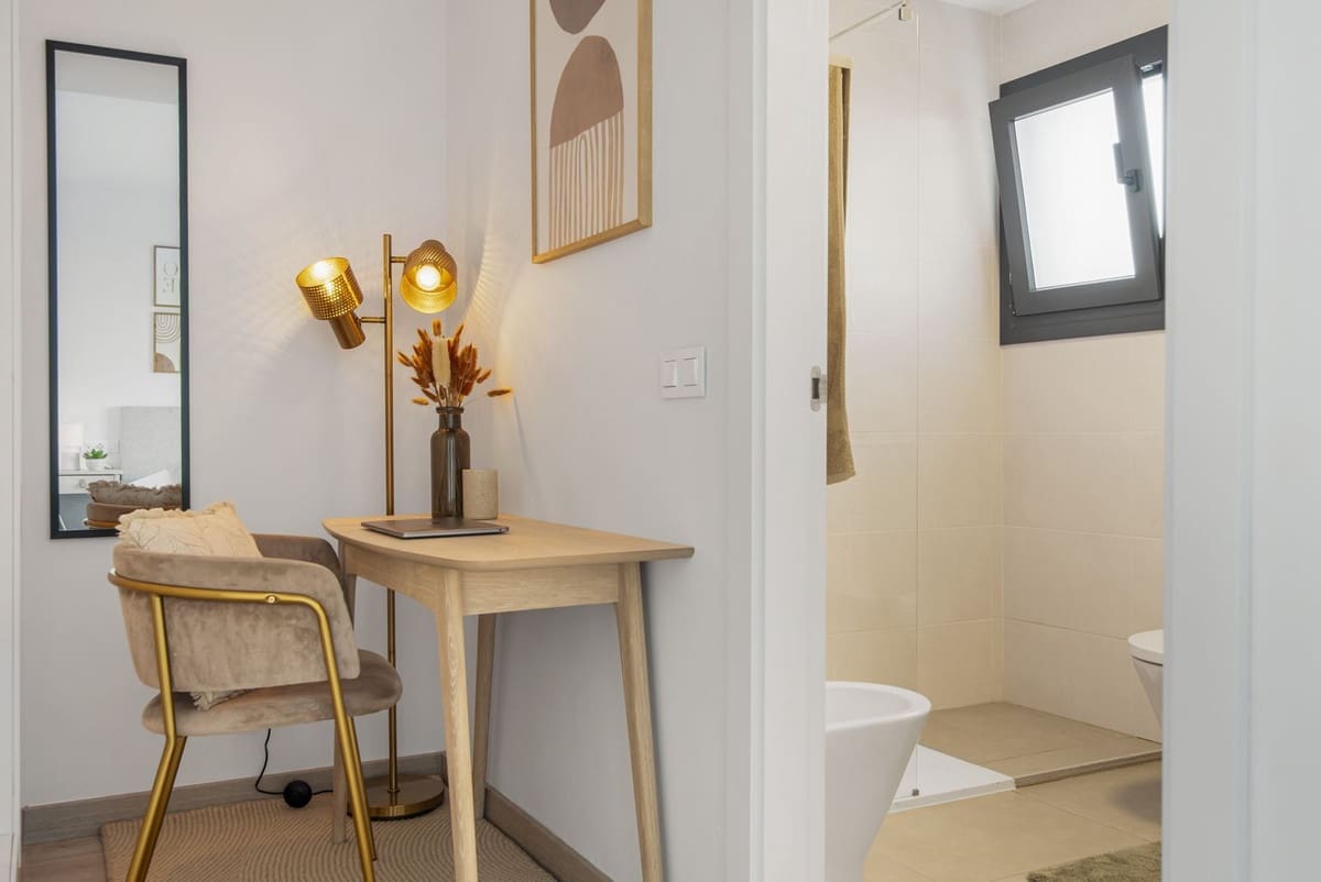 3 quarto Apartamento para venda em Estepona com garagem - 475 000 € (Ref: 9618806)