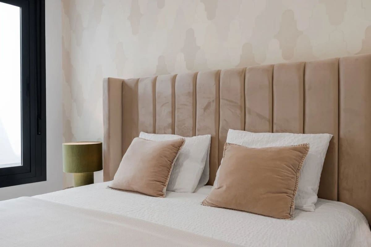 Apartamento de 2 habitaciones en Estepona en venta - 370.000 € (Ref: 9618807)